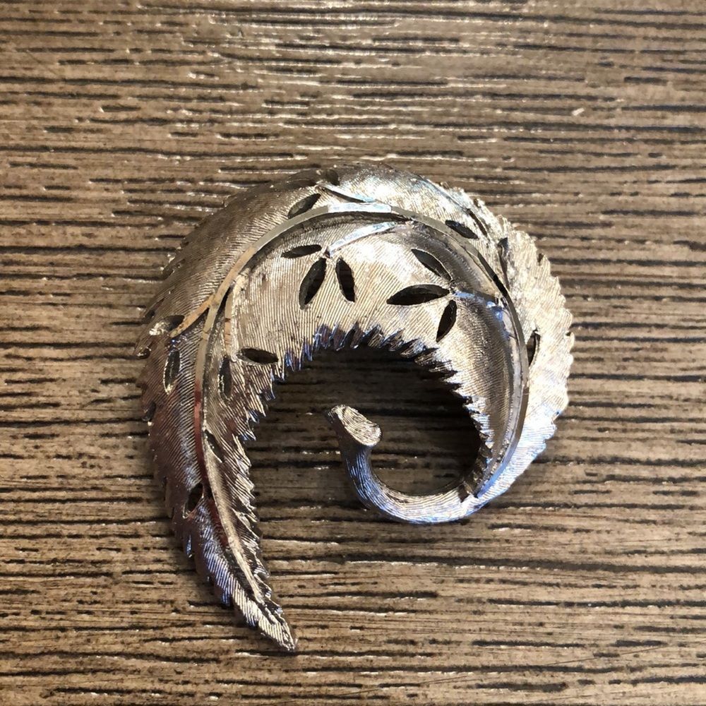 B.S.K. Vintage Silvertone Pin Diamond Cut Leaf